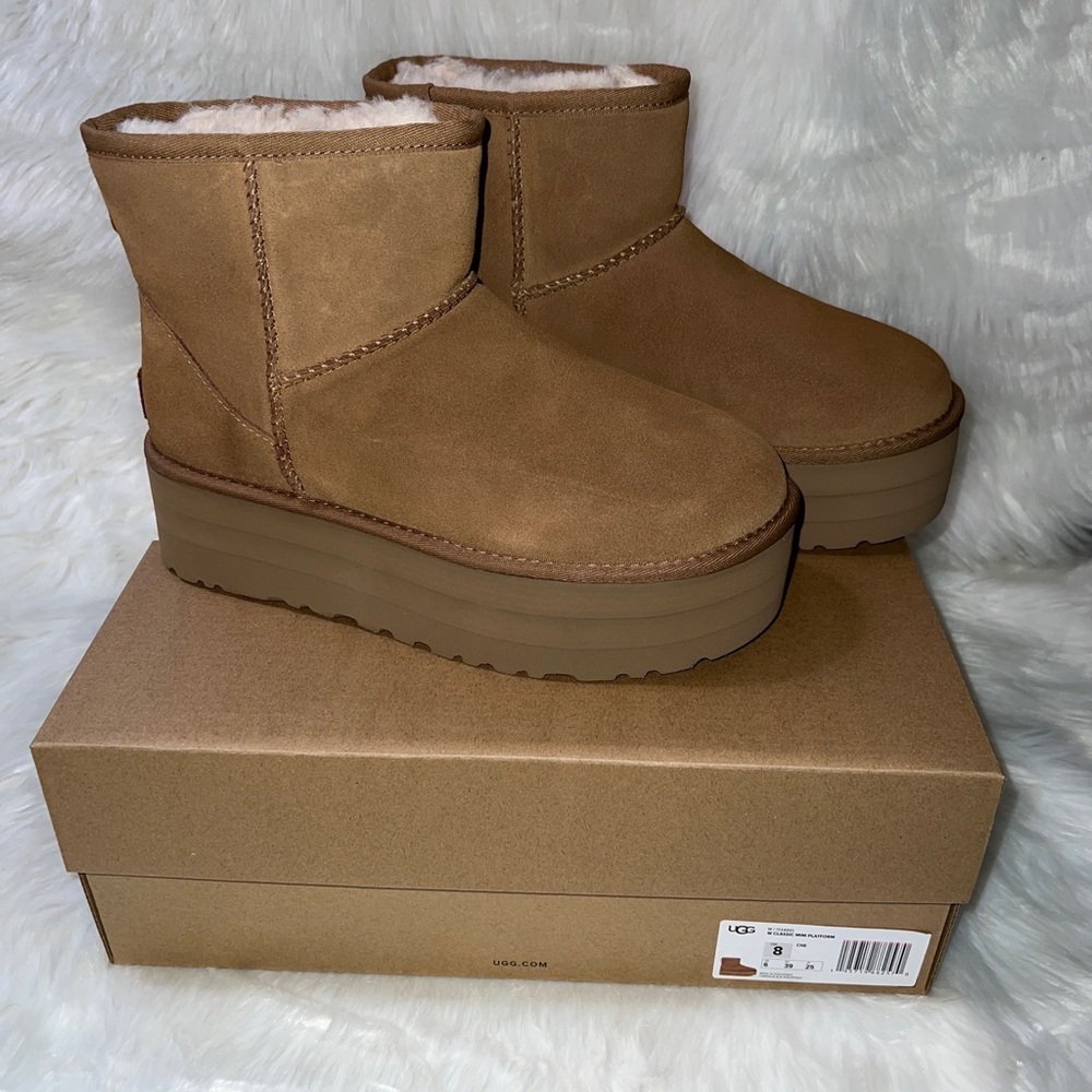 Classic Mini Platform UGGs: Chestnut Size 8